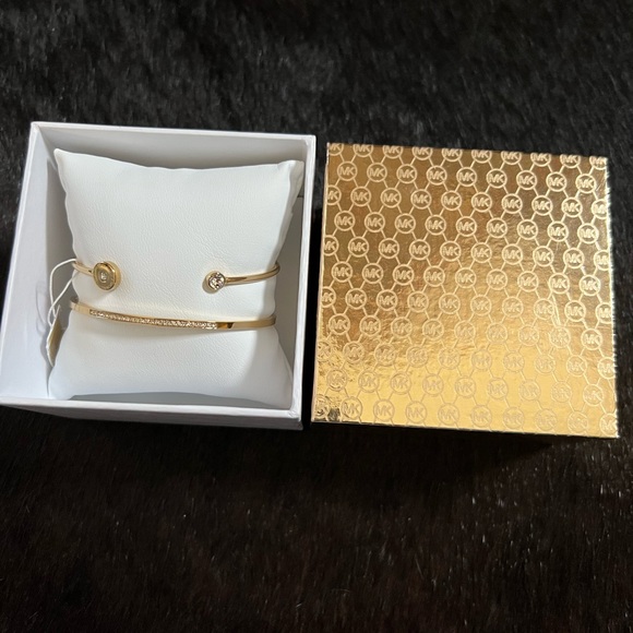 Michael Kors 2 bracelet box set - Picture 2 of 4